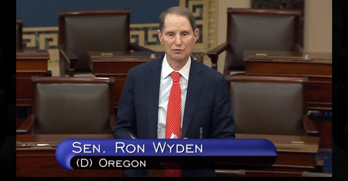 Wyden Vows "Careful Review" Of Twitter's Investors - Joe.My.God.